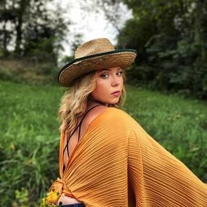 Meet your Posher, Cheyenne